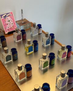 Le Plein Été 景福宮店の店内ディスプレイ｜韓国の伝統を感じる上品な香水ショップ